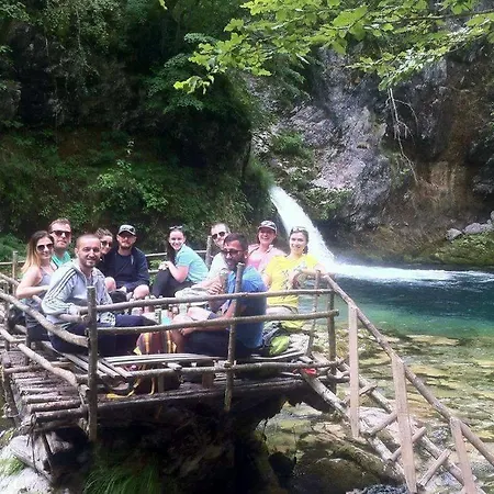 Syri I Kalter Kaprre Maison d'hôtes *