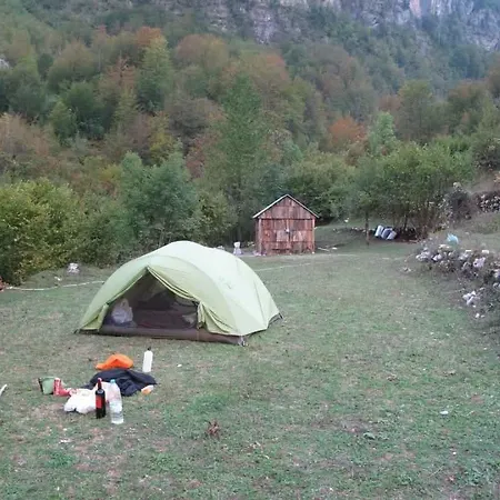 Syri I Kalter Kaprre * Theth